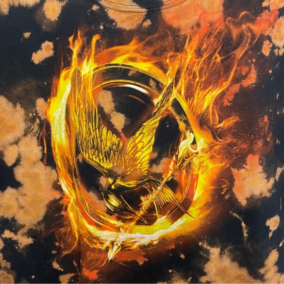 The Hunger Games Bleached T-Shirt - Picture 3 of 4